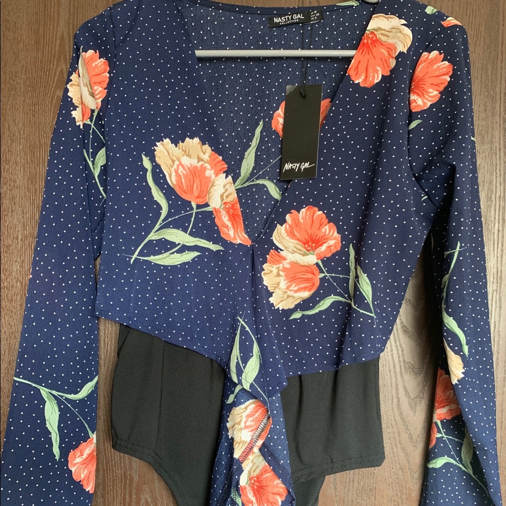 Floral Tie Bodysuit - Nasty Gal